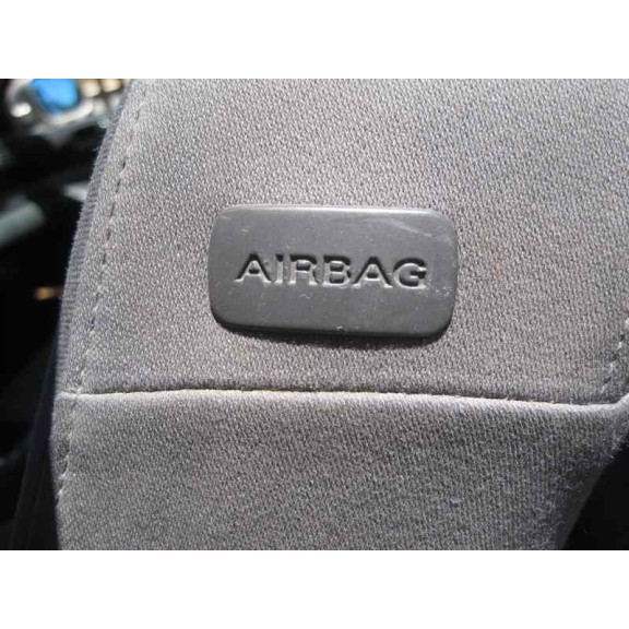 audi a4 berlina (b5) del año 2000