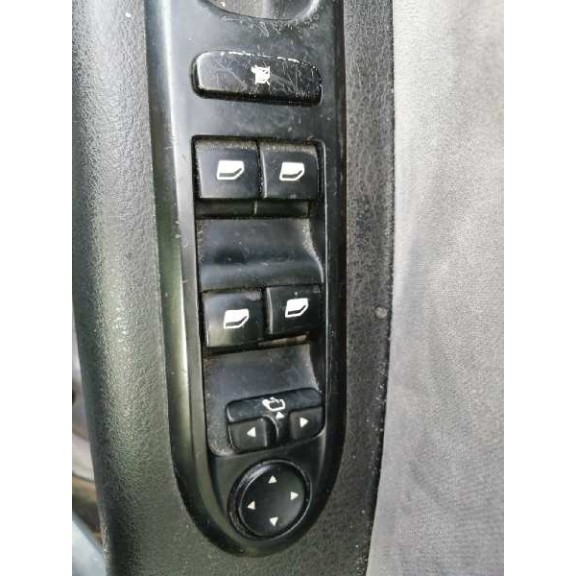 peugeot 407 del año 2004