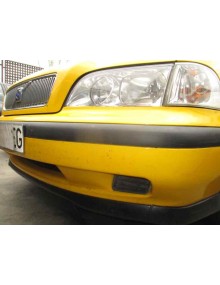 volvo v40 familiar del año 2000 2