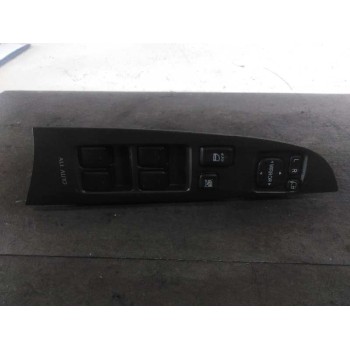 MANDO ELEVALUNAS DELANTERO IZQUIERDO 8404053080 