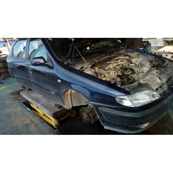 citroën xsara berlina del año 2000