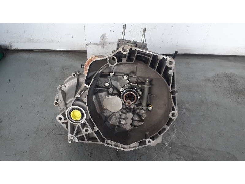 Recambio de caja cambios para fiat qubo (300) dynamic referencia OEM IAM  B ENTREGA CASCO 87.042KM 5V