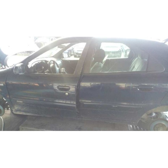 citroën xsara berlina del año 2000