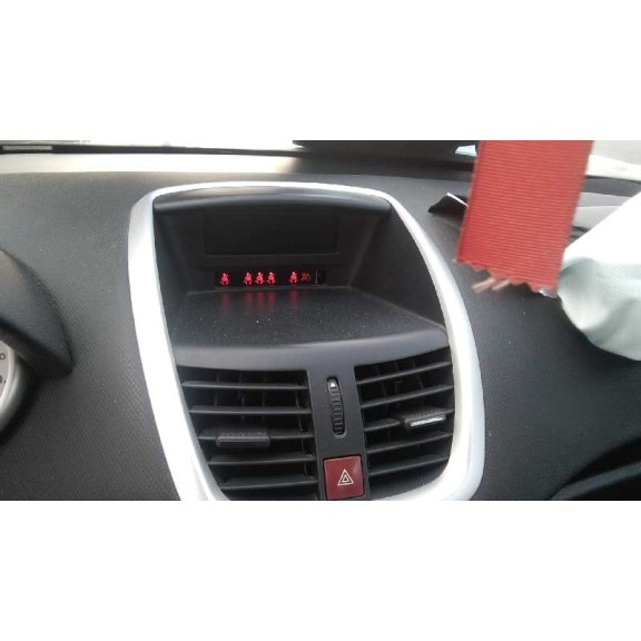 peugeot 207 del año 2006