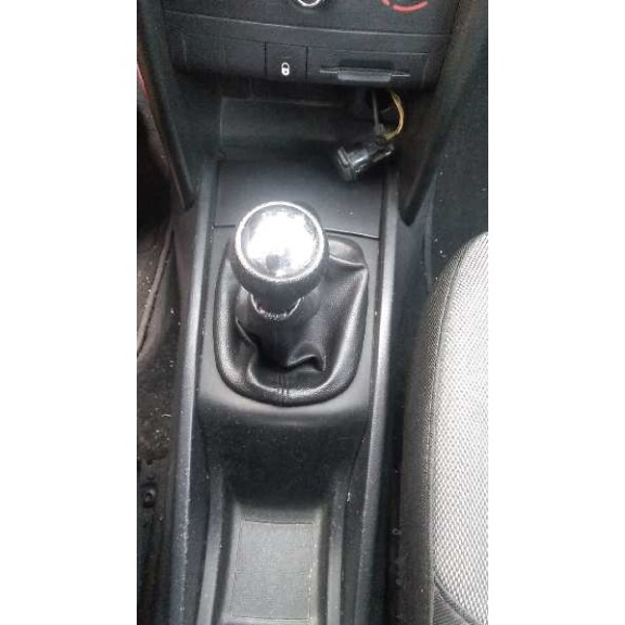 peugeot 207 del año 2006