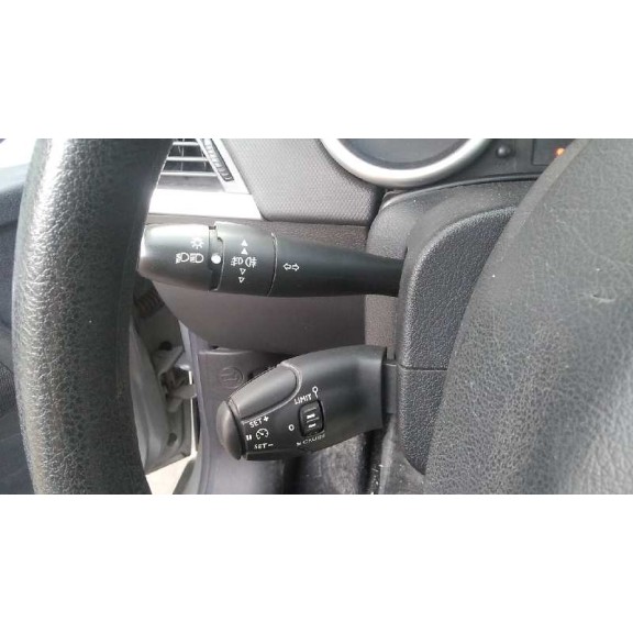 peugeot 207 del año 2006