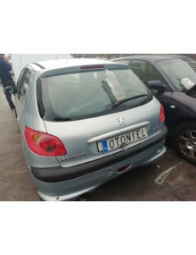 peugeot 206 berlina del año 2004 2