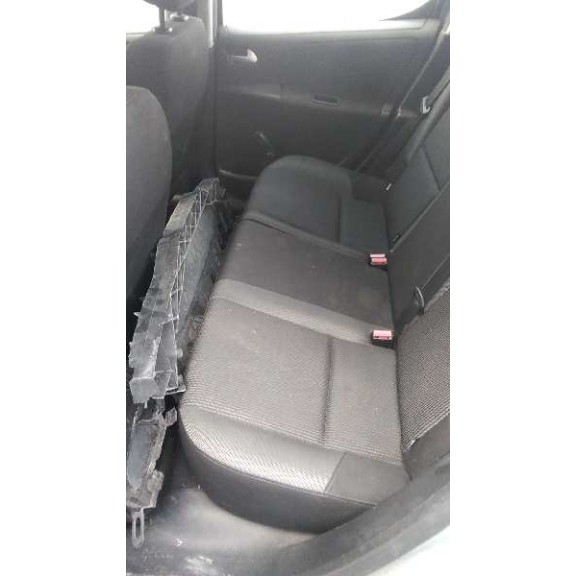 peugeot 207 del año 2006