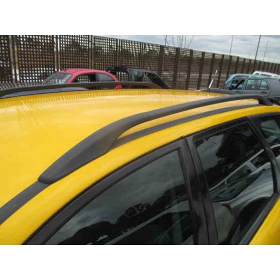 volvo v40 familiar del año 2000