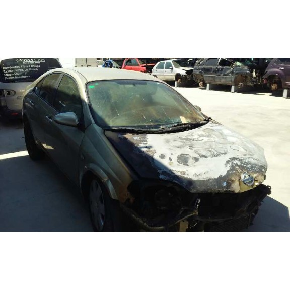 nissan primera berlina (p12) del año 2003