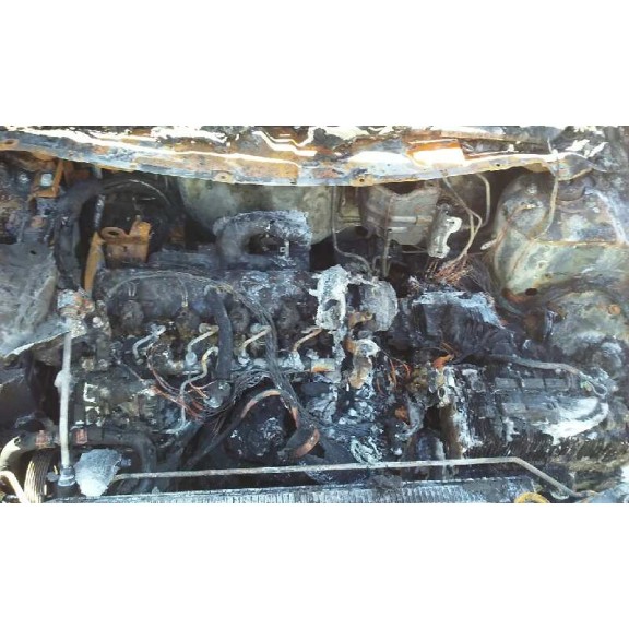 nissan primera berlina (p12) del año 2003