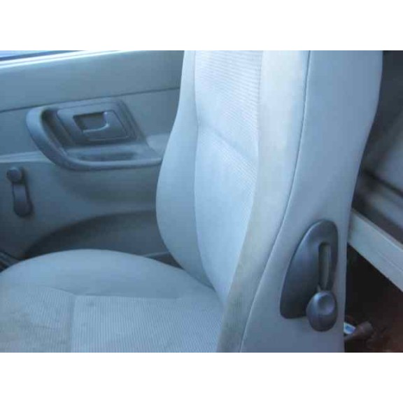 seat inca (6k9) del año 2002