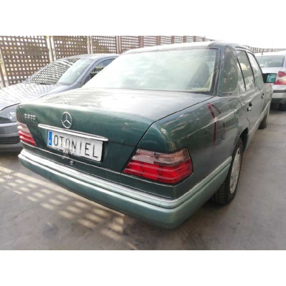 mercedes-benz clase e (w124) berlina del año 1994