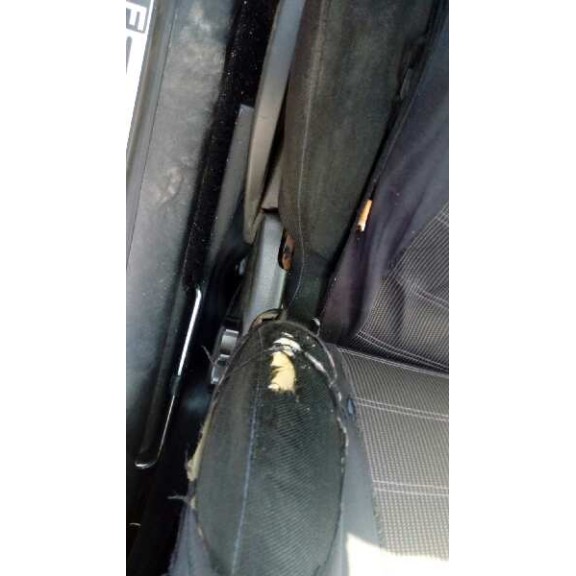 volkswagen golf iv berlina (1j1) del año 2001