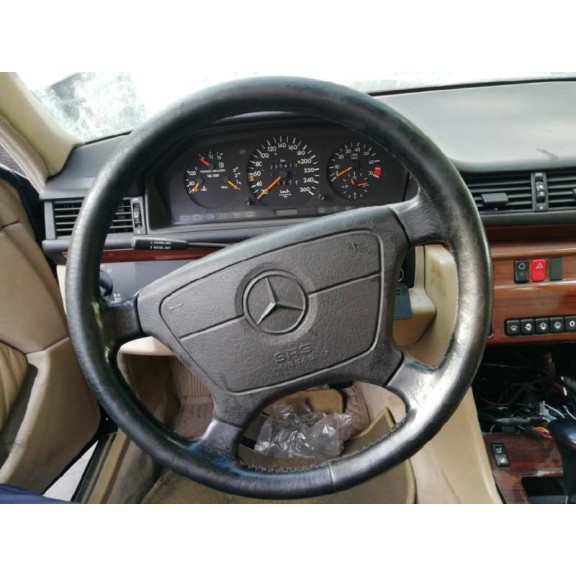 mercedes-benz clase e (w124) berlina del año 1994