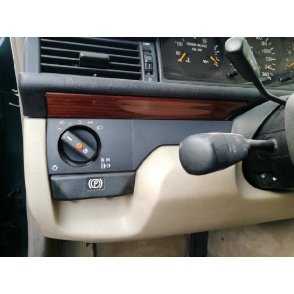 mercedes-benz clase e (w124) berlina del año 1994