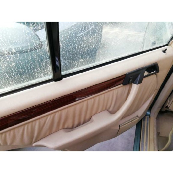 mercedes-benz clase e (w124) berlina del año 1994