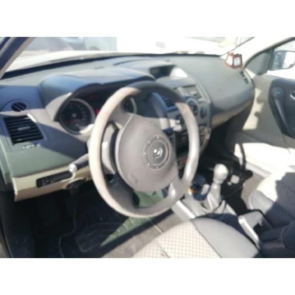 renault megane ii berlina 5p del año 2004