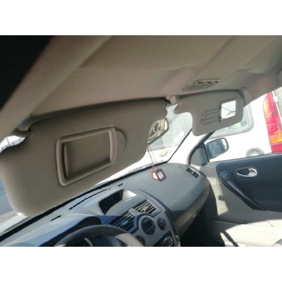 renault megane ii berlina 5p del año 2004