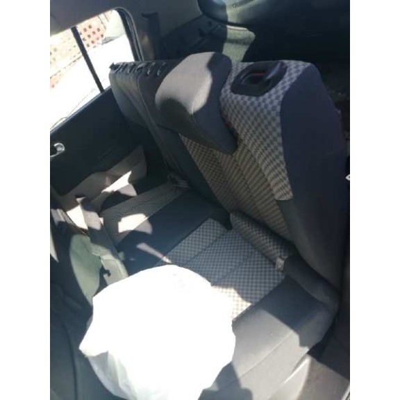 renault megane ii berlina 5p del año 2004