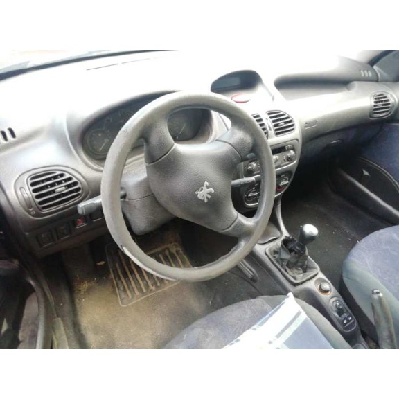 peugeot 206 berlina del año 1999