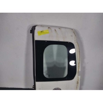 Recambio de puerta trasera derecha para fiat fiorino básico referencia OEM IAM  BLANCA GOLPE LEVE