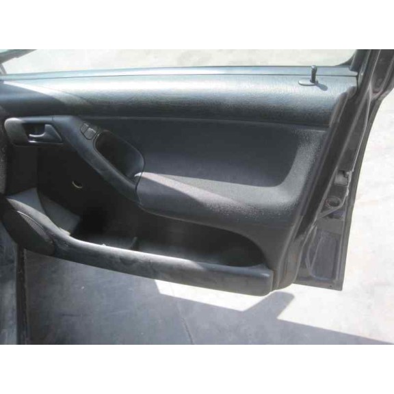 volkswagen golf iii berlina (1h1) del año 1994