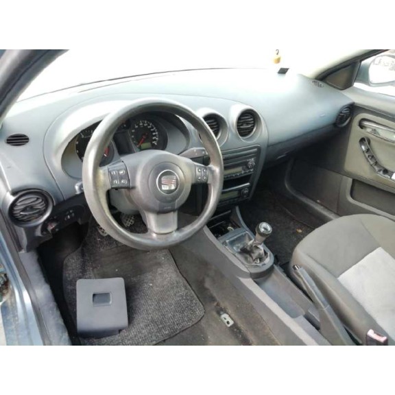 seat ibiza (6l1) del año 2005
