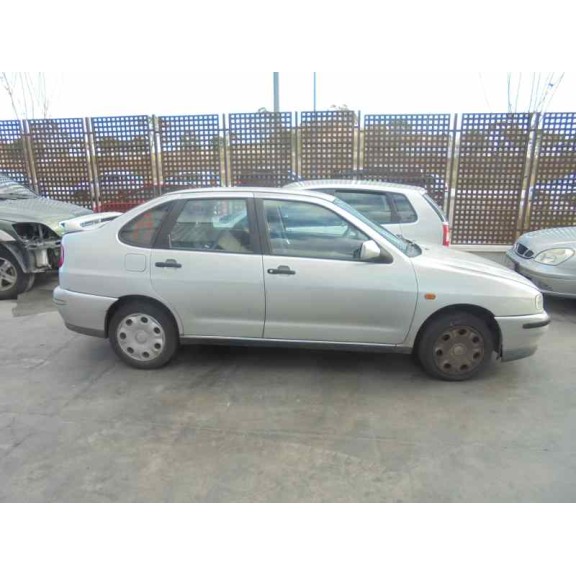 seat cordoba berlina (6k2) del año 1998