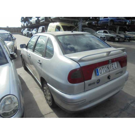 seat cordoba berlina (6k2) del año 1998