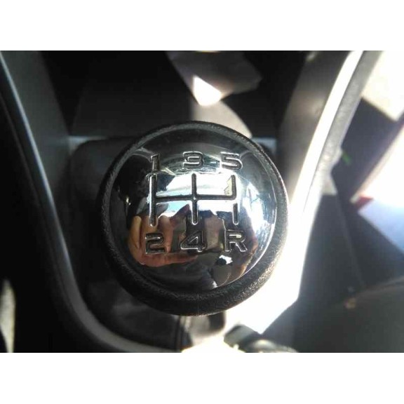 peugeot 307 berlina (s2) del año 2005