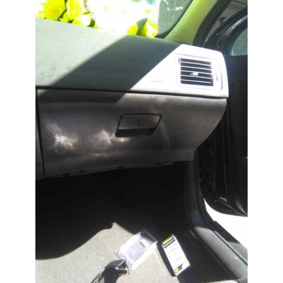 peugeot 307 berlina (s2) del año 2005