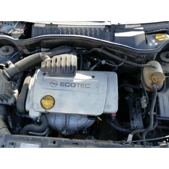 opel corsa c del año 2003