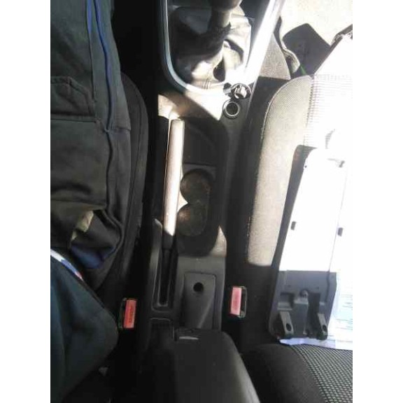 peugeot 307 berlina (s2) del año 2005