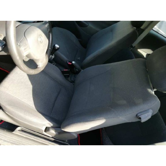 opel corsa c del año 2003