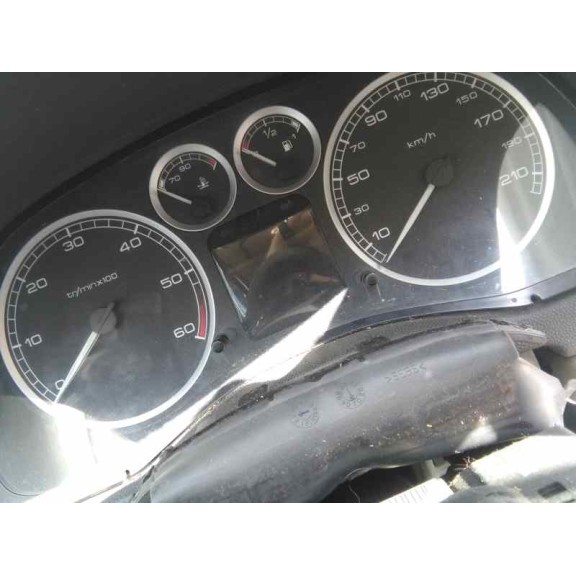 peugeot 307 berlina (s2) del año 2005