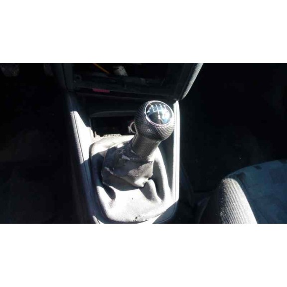 volkswagen golf iv berlina (1j1) del año 1998