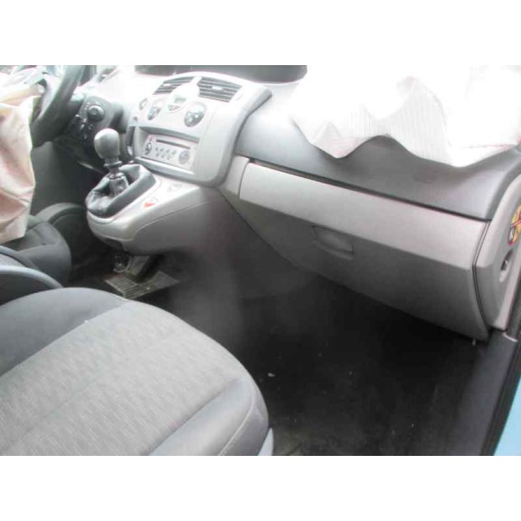 renault scenic ii del año 2008