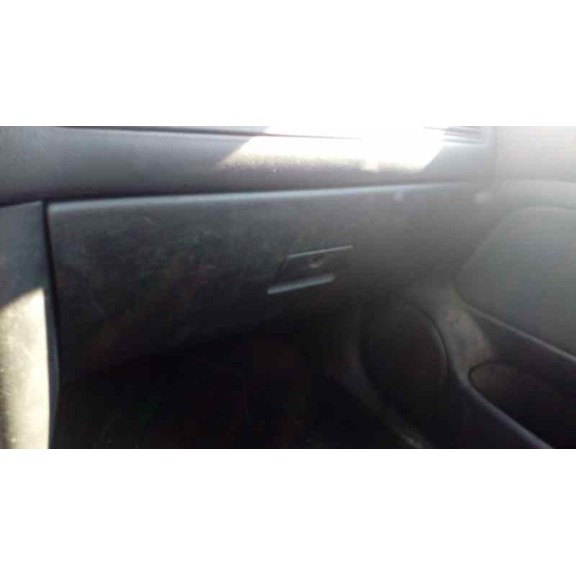 volkswagen golf iv berlina (1j1) del año 1998