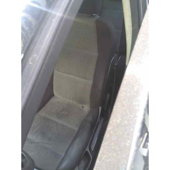 peugeot 307 berlina (s2) del año 2005