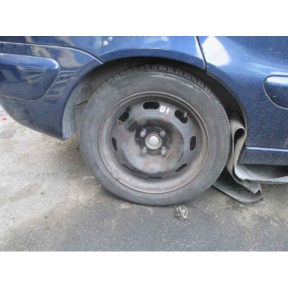 citroën xsara berlina del año 1999