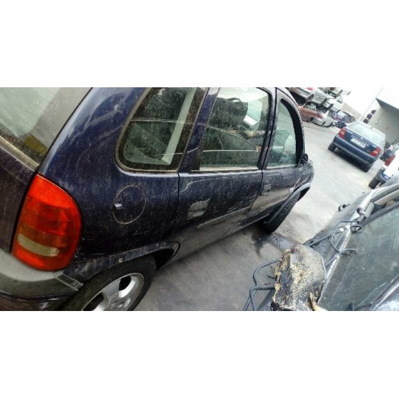 opel corsa b del año 2000