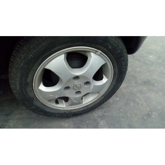 opel corsa b del año 2000