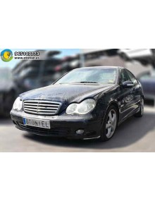 mercedes-benz clase c (w203) berlina del año 2004