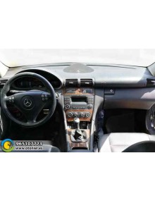 mercedes-benz clase c (w203) berlina del año 2004 2