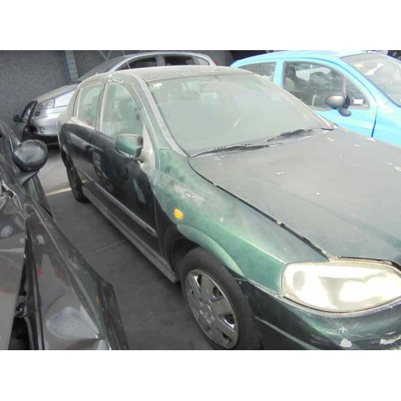 opel astra g berlina del año 1998