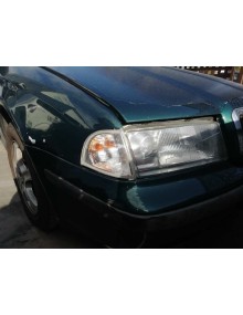 skoda octavia berlina (1u2) del año 1998 2