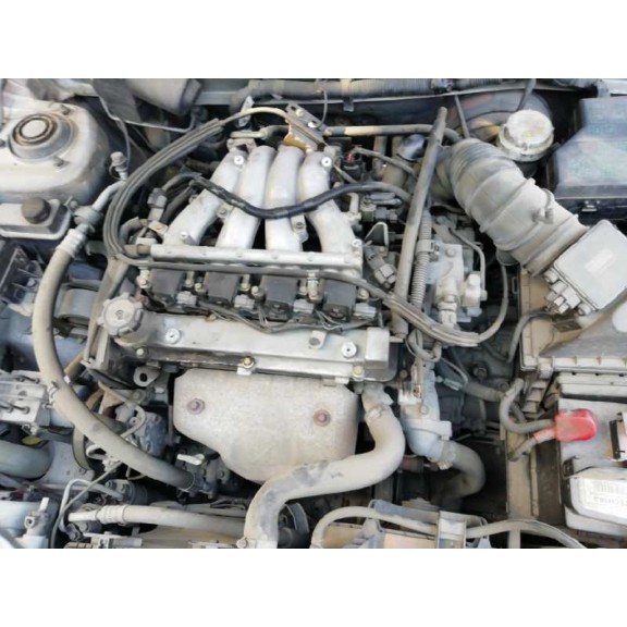 mitsubishi carisma berlina 4 (da0) del año 1999