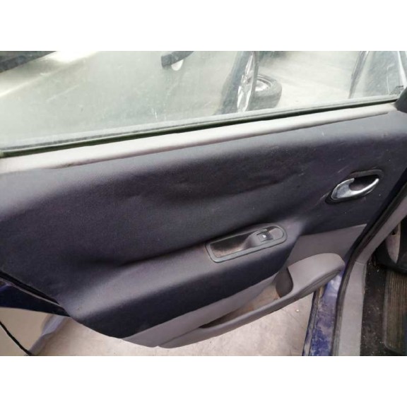 renault scenic ii del año 2003