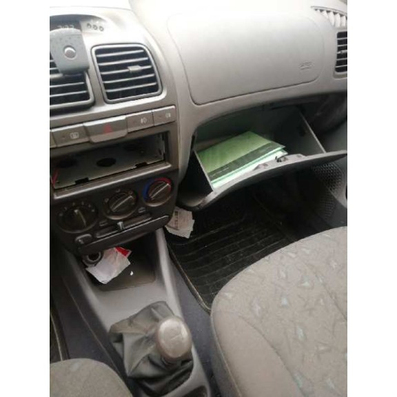 hyundai accent (lc) del año 2002